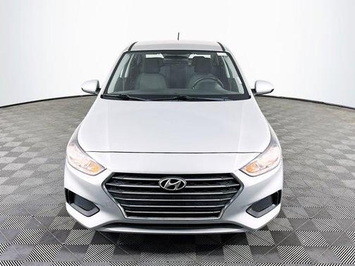 2020 Hyundai Accent SE
