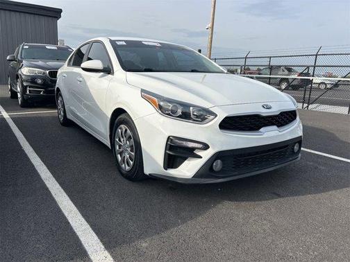 Clear White 2021 Kia Forte FE