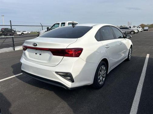 Clear White 2021 Kia Forte FE