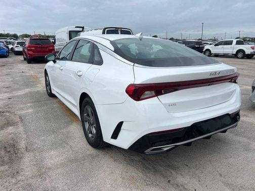 Glacial White Pearl 2023 Kia K5 LXS