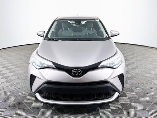 Silver Knockout Metallic 2020 Toyota C-HR LE