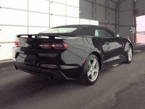 Mosaic Black Metallic 2019 Chevrolet Camaro 1LT