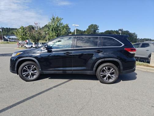 2019 Toyota Highlander LE Plus