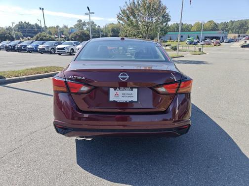 2024 Nissan Altima 2.5 SV