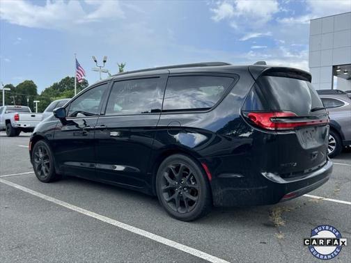 2021 Chrysler Pacifica Touring