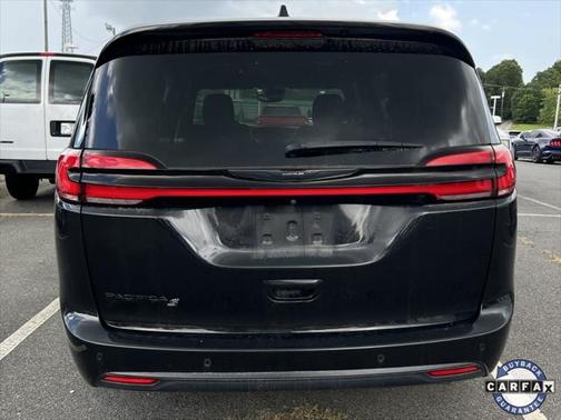 2021 Chrysler Pacifica Touring