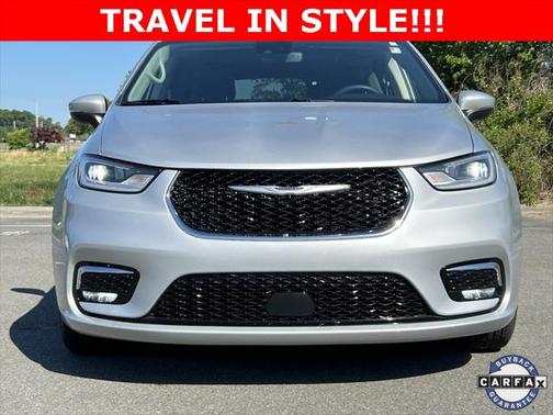2023 Chrysler Pacifica Hybrid Touring L