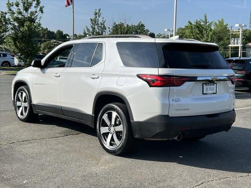 2022 Chevrolet Traverse LT Leather