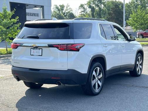 2022 Chevrolet Traverse LT Leather