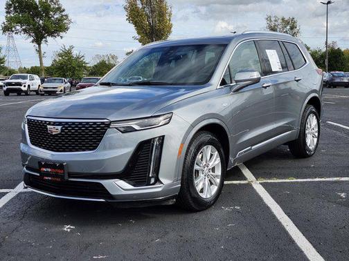 2023 Cadillac XT6 Luxury AWD