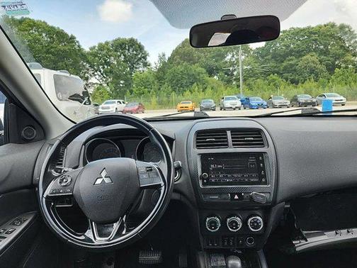 2019 Mitsubishi Outlander Sport SE