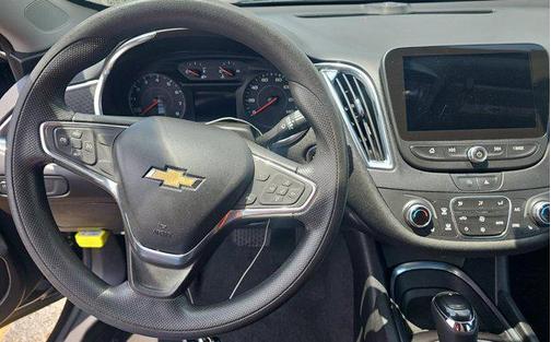 2020 Chevrolet Malibu FWD LT