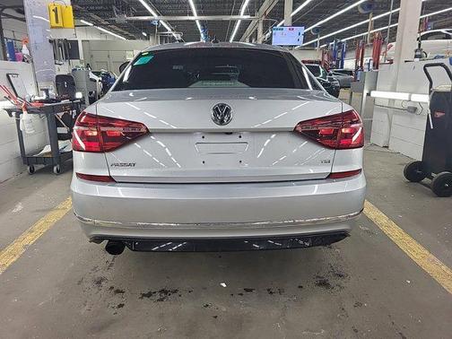 2018 Volkswagen Passat 2.0T S