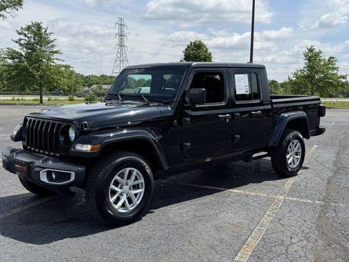 2023 Jeep Gladiator Sport S