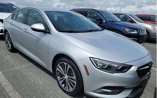 2018 Buick Regal Sportback Preferred II