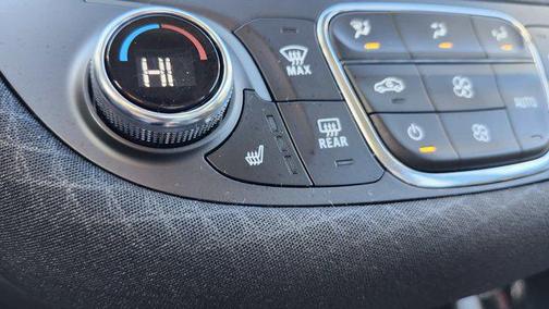 2021 Chevrolet Malibu FWD LT