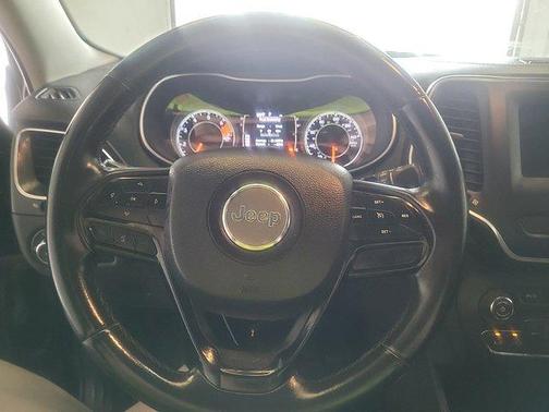 2019 Jeep Cherokee Altitude