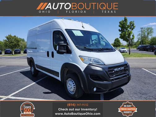 Bright White Clearcoat 2025 RAM ProMaster 2500 Tradesman