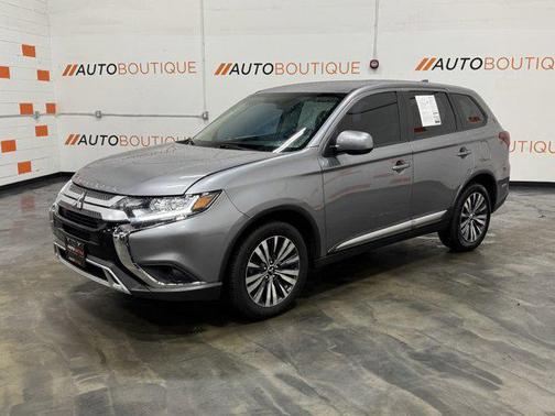 2020 Mitsubishi Outlander ES