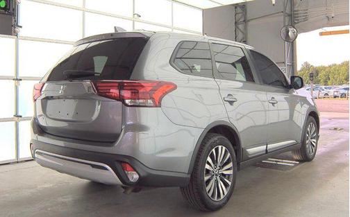 2020 Mitsubishi Outlander ES