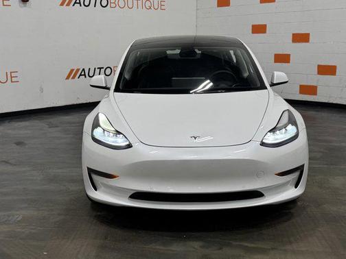 2022 Tesla Model 3 Standard Range