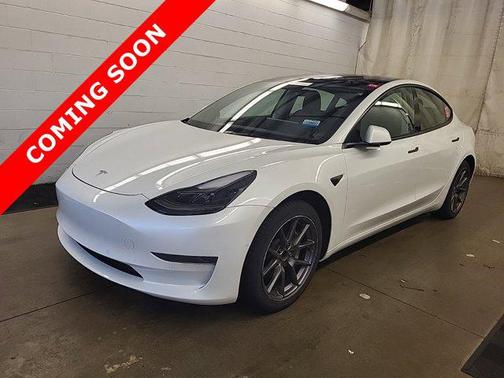 2022 Tesla Model 3 Standard Range
