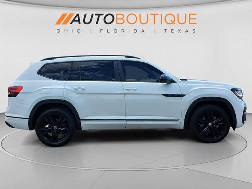 White 2022 Volkswagen Atlas 3.6L SEL