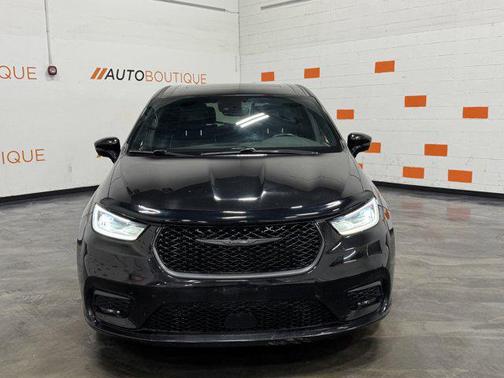 2022 Chrysler Pacifica Hybrid Limited