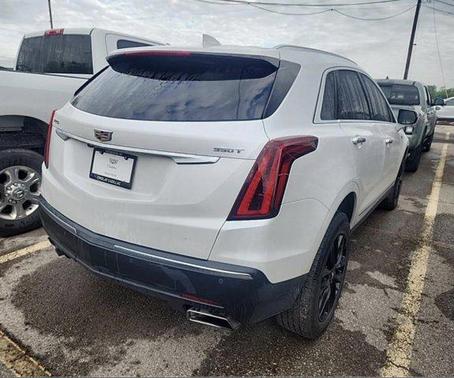 2022 Cadillac XT5 Luxury
