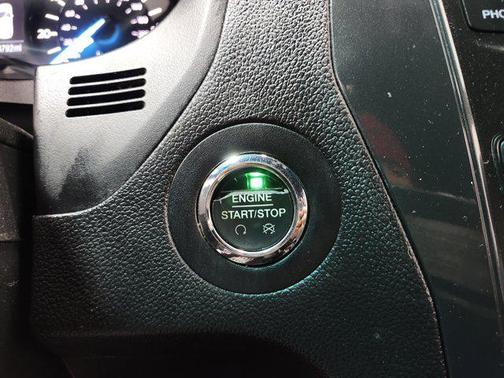 INGOT SILVER METALLIC 2017 Ford Explorer XLT