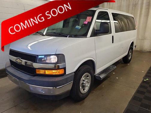 2017 Chevrolet Express 3500 LT