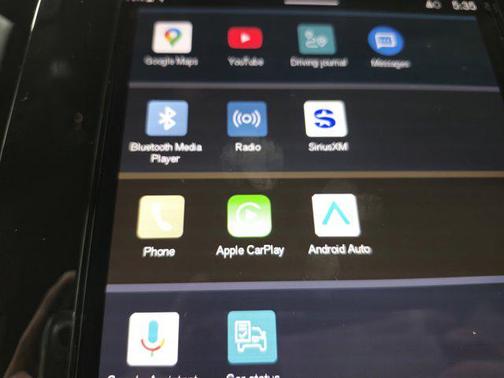 2024 Volvo XC40 B5 Core Bright Theme