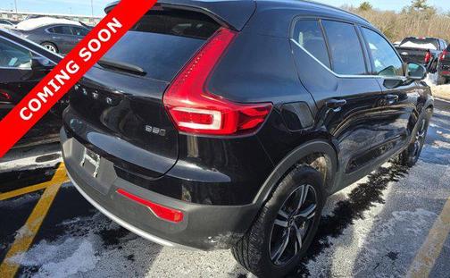 2024 Volvo XC40 B5 Core Bright Theme