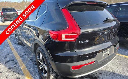 2024 Volvo XC40 B5 Core Bright Theme