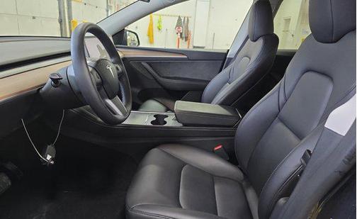 2025 Tesla Model Y Long Range Dual Motor All-Wheel Drive