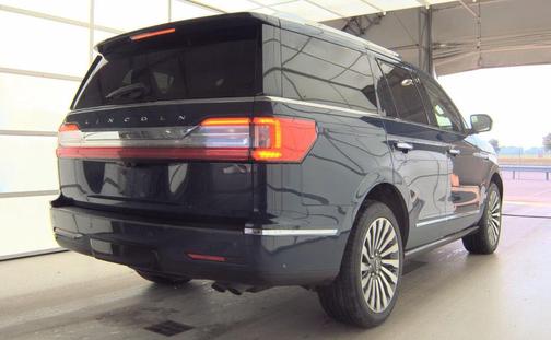 Blue 2019 Lincoln Navigator Reserve