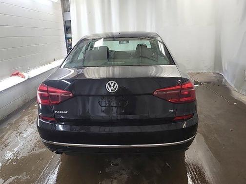 2018 Volkswagen Passat 2.0T S