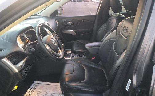 2018 Jeep Cherokee Overland