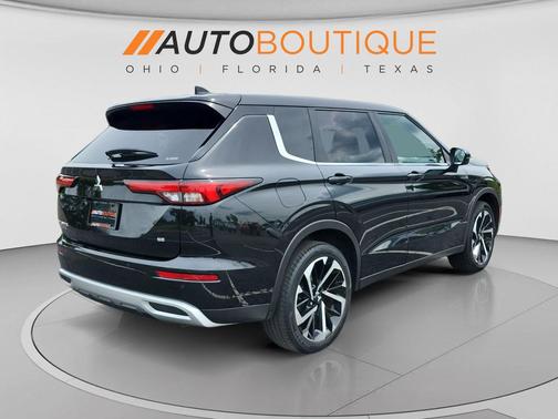 Black Diamond 2023 Mitsubishi Outlander SE S-AWC