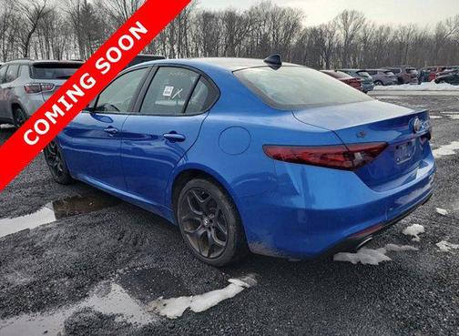 2021 Alfa Romeo Giulia Base