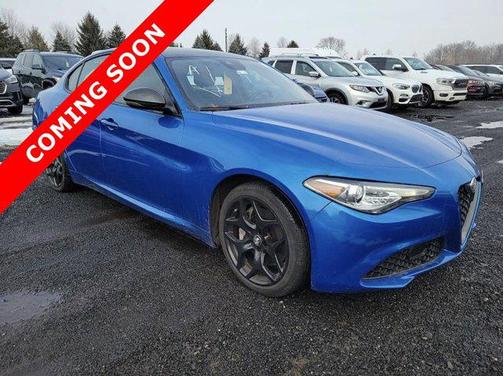 2021 Alfa Romeo Giulia Base