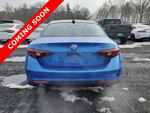 2021 Alfa Romeo Giulia Base