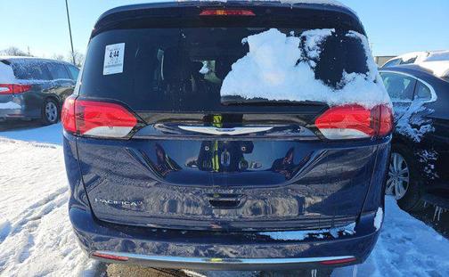 2018 Chrysler Pacifica Touring-L