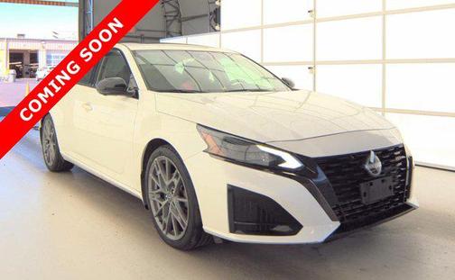 2023 Nissan Altima SR VC-Turbo FWD