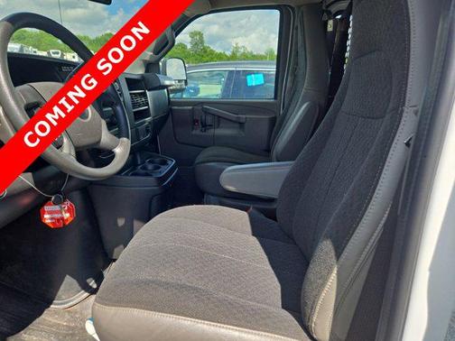 2022 GMC Savana 2500 Work Van