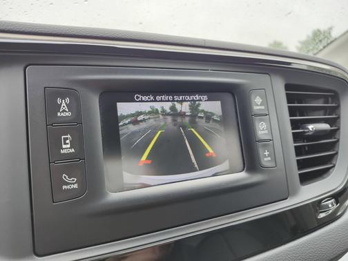 Bright White Clearcoat 2017 Chrysler Pacifica Touring-L