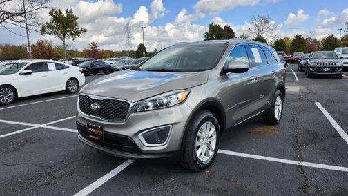 2018 Kia Sorento LX