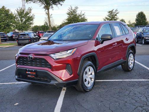 2024 Toyota RAV4 LE