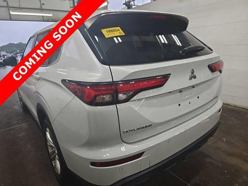 2024 Mitsubishi Outlander ES 2.5 2WD