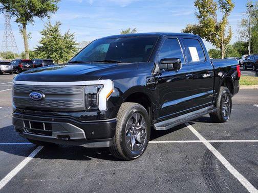 2023 Ford F-150 Lightning LARIAT
